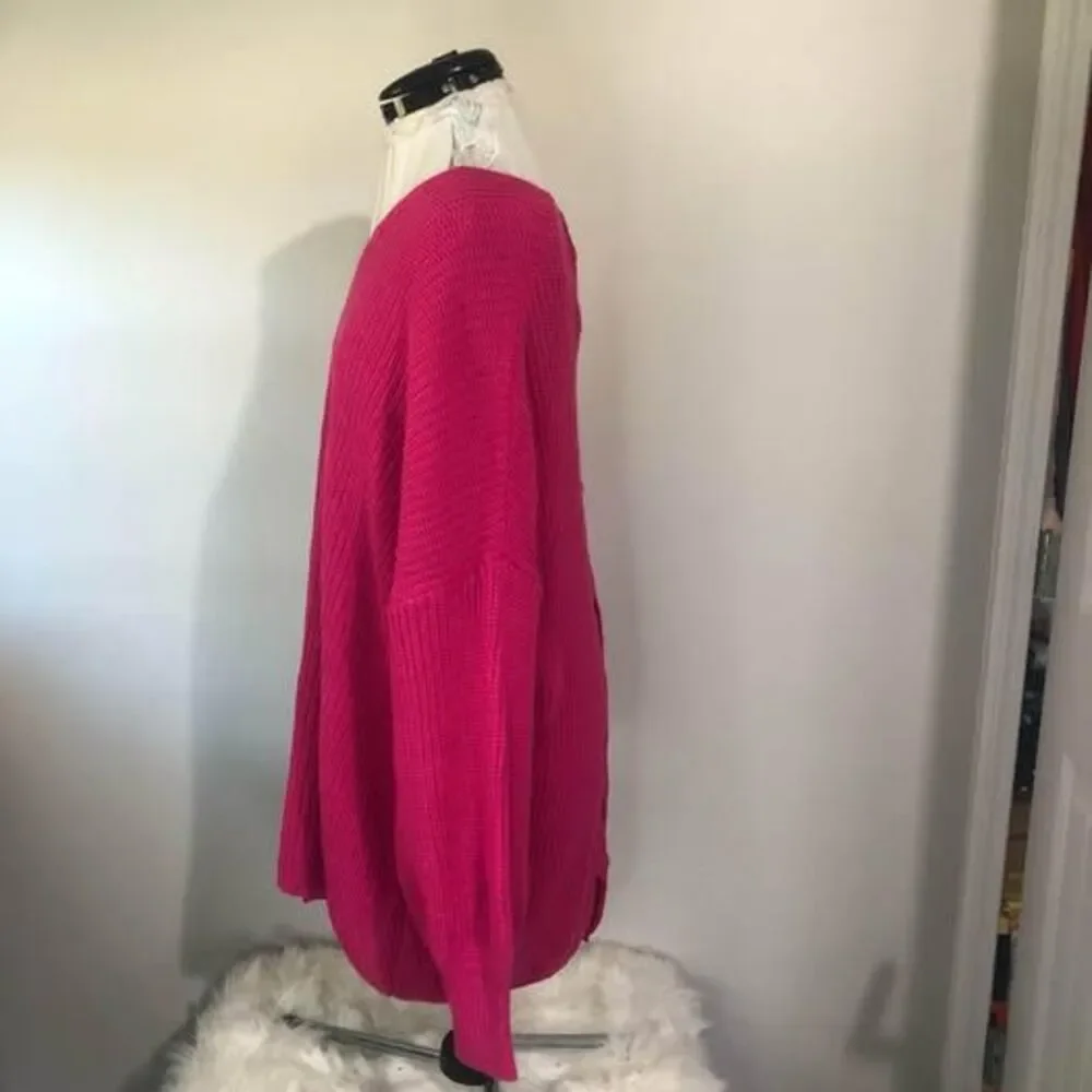 NWT 1X Boutique Long Sleeve Pink Tunic Blouse With Openings on Back